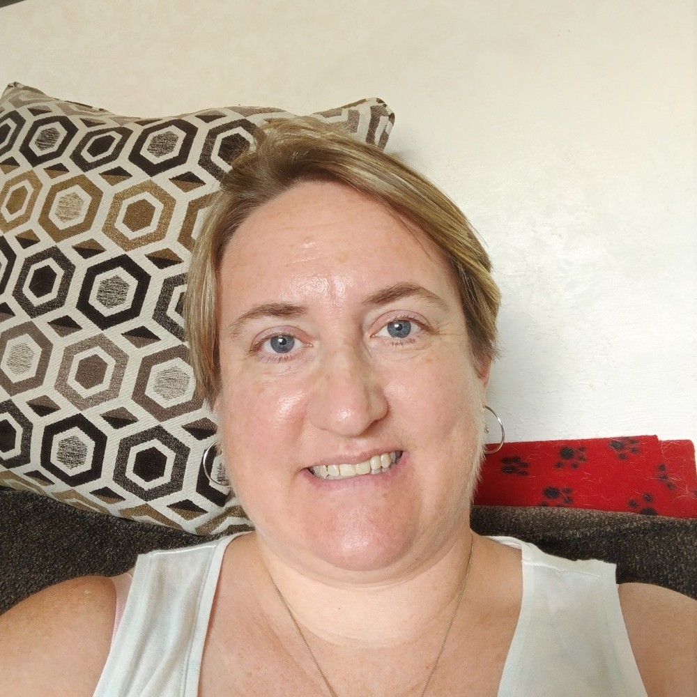 Meet your Posher, Valerie